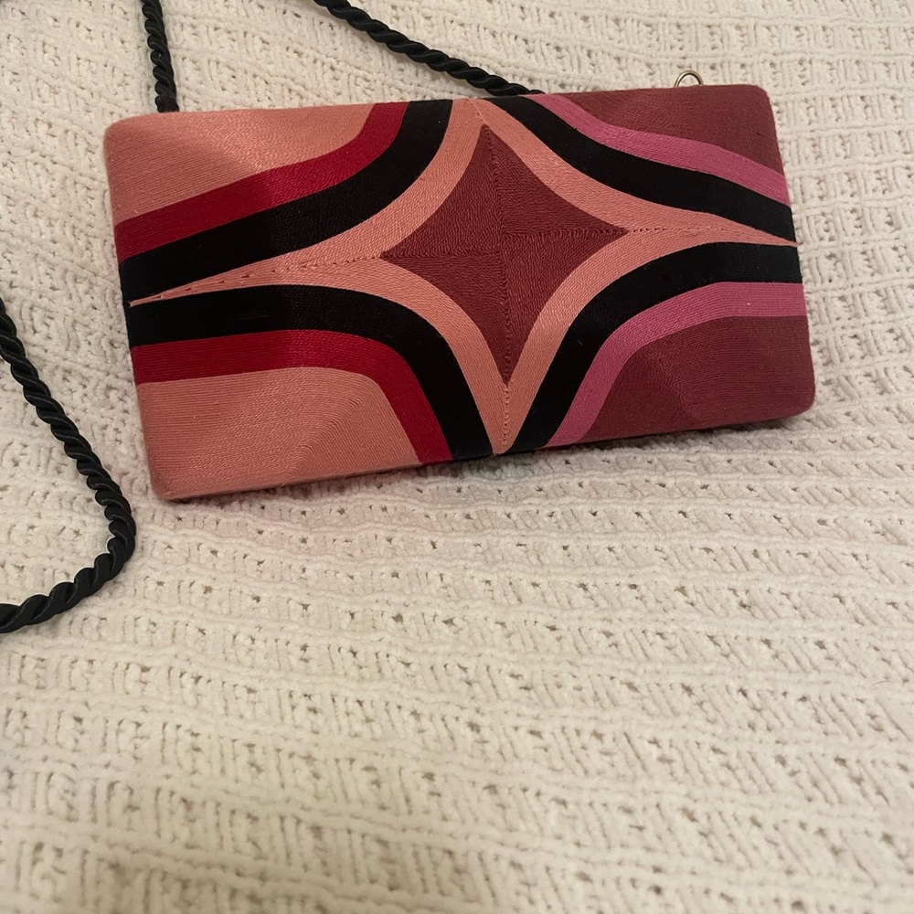 Beatriz International clutch bag